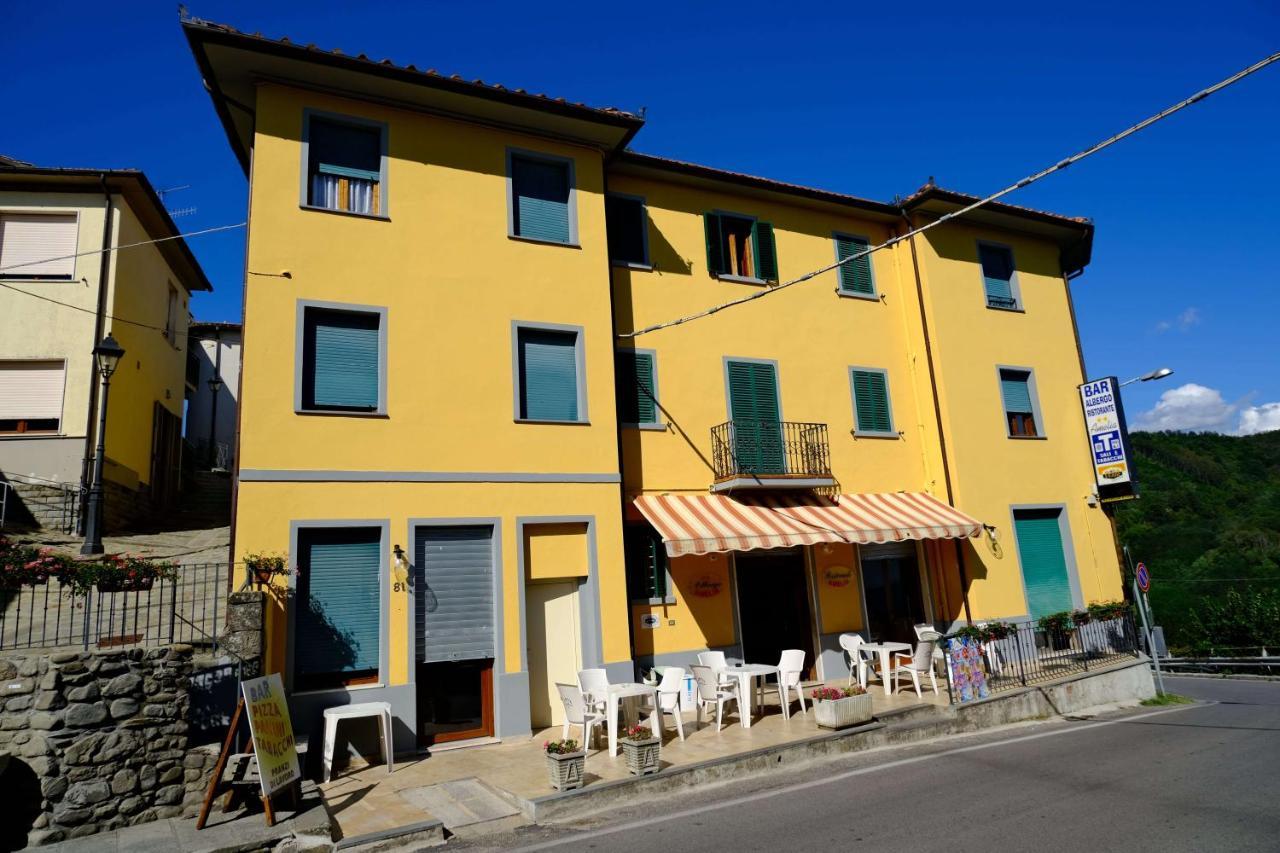 Amelia Hotel Momigno Exterior photo